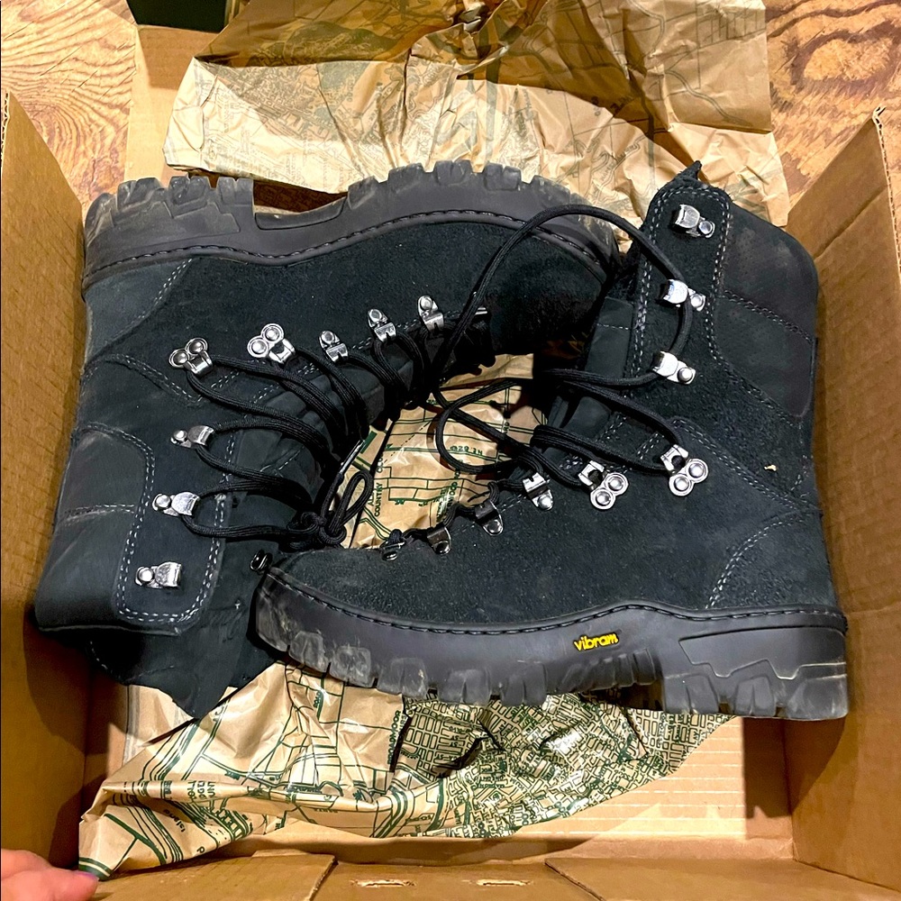 Danner Wildland Fire boots men’s size 6.5